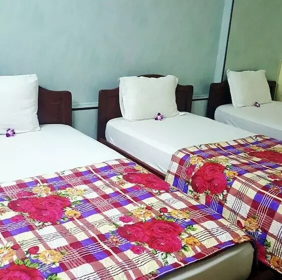 ペンション Phong Lan Guesthouse