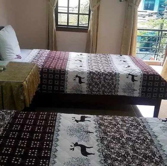 ペンション Phong Lan Guesthouse