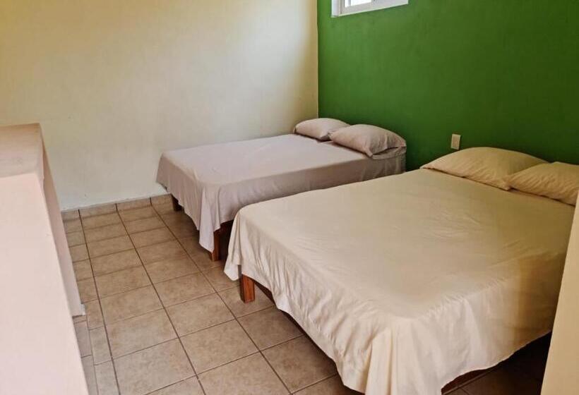 هاستل Posada Playa Linda