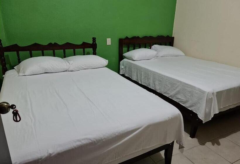 هاستل Posada Playa Linda