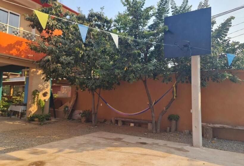 هاستل Posada Playa Linda