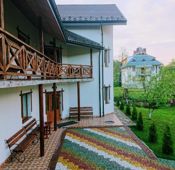 بنسيون Hollywood