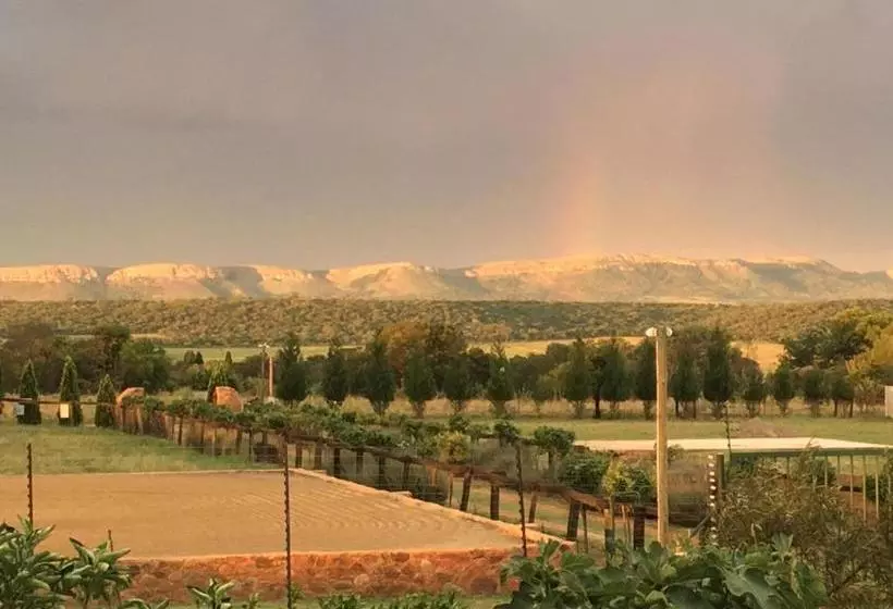 پانسیون Sanctuary Life Guest Farm