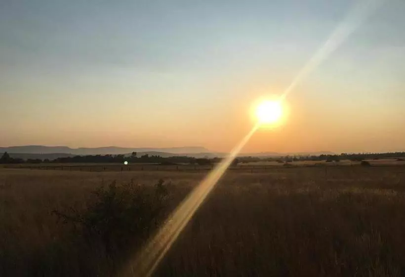 پانسیون Sanctuary Life Guest Farm