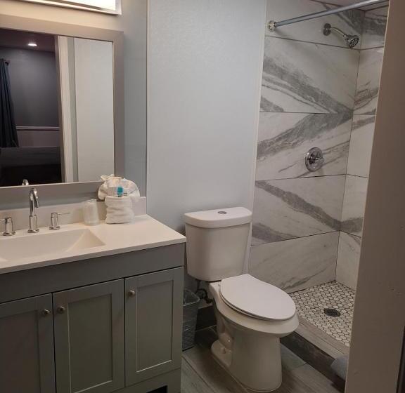 مُتل Blue Sky Inn Veteran Owned, New Breakfast Area, Rennovated Rooms, 5 Plus Acres For You And Your Pet