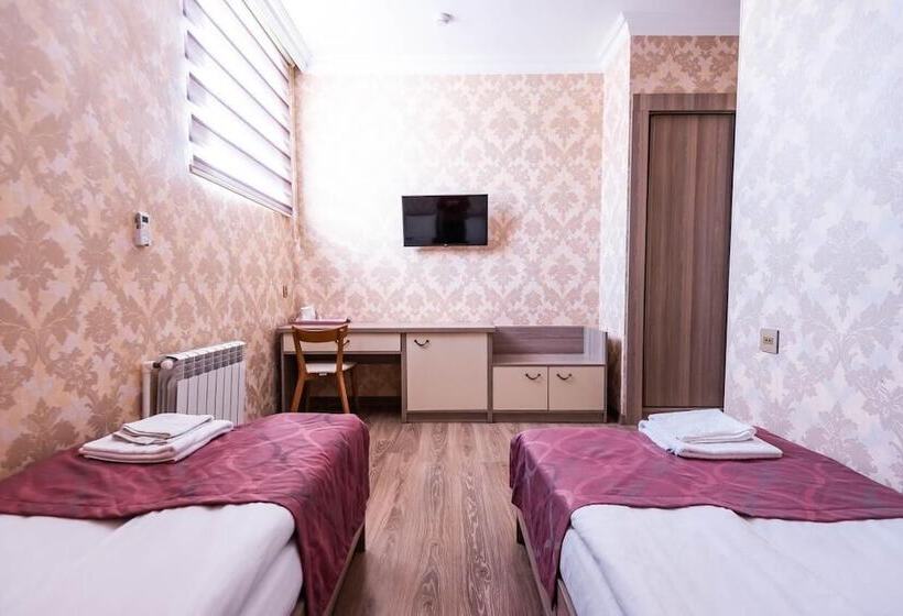 پانسیون Damla Hotel Baku