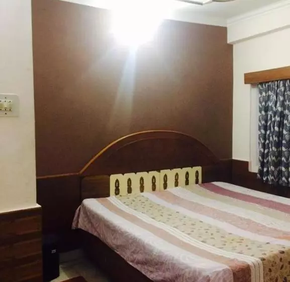 ペンション Mehdudia Guest House