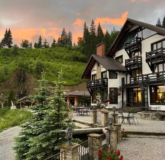 Pensiunea Poiana Izvoarelor