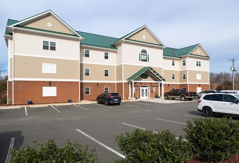 בית מלון כפרי The Acorn Suites