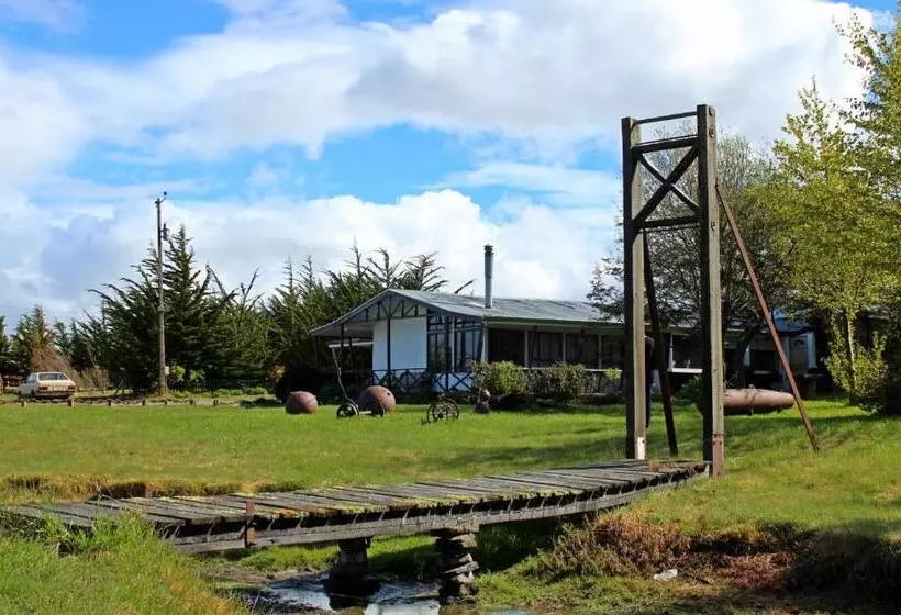 ユースホステル Hospedaje Isla Magdalena