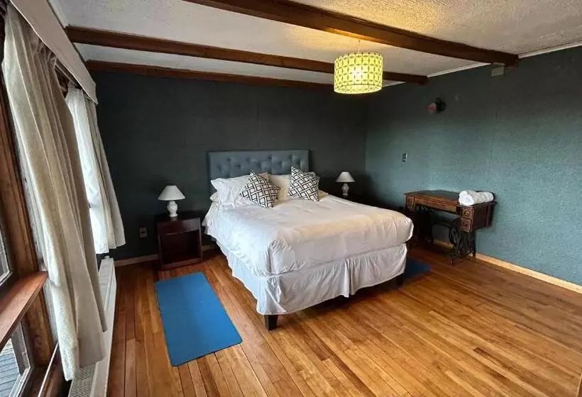 ユースホステル Hospedaje Isla Magdalena