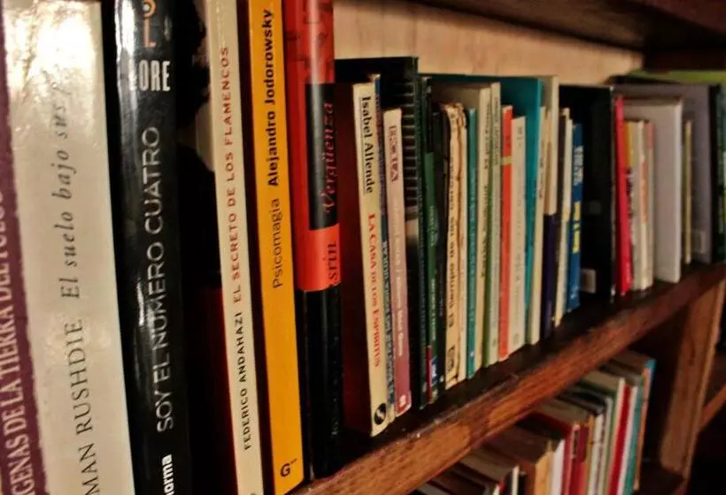 ユースホステル Hospedaje Isla Magdalena