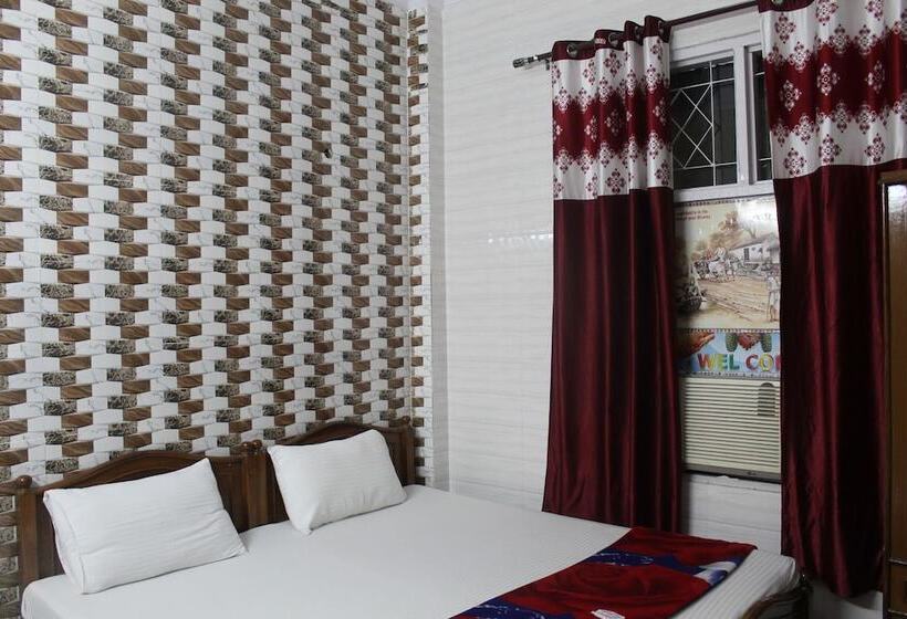 ユースホステル Rajdhani Inn