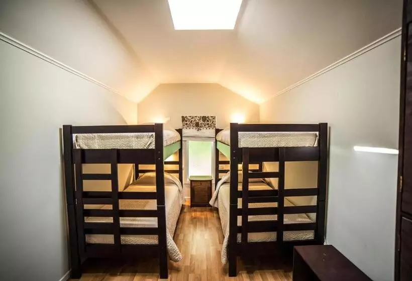 ペンション Hostel Chaman