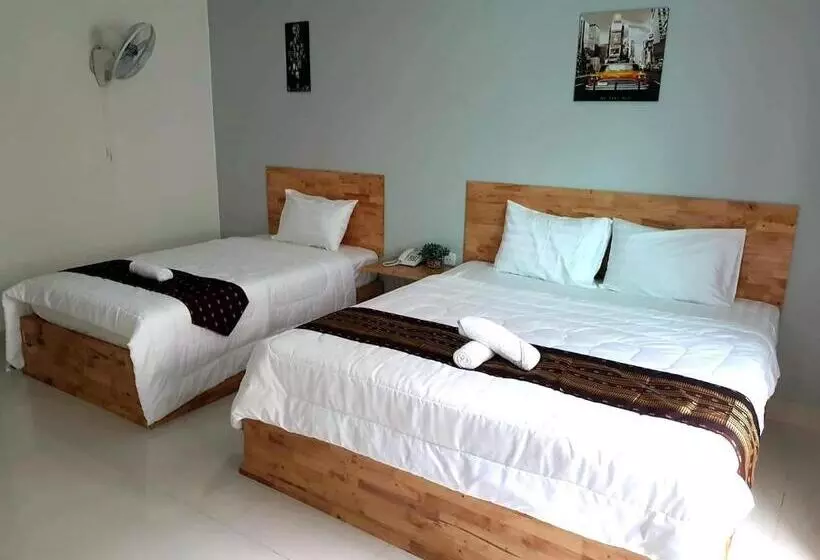 ペンション Lucky Hostel