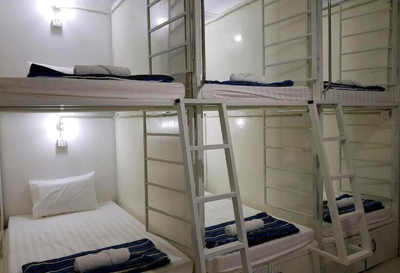 بنسيون Lucky Hostel