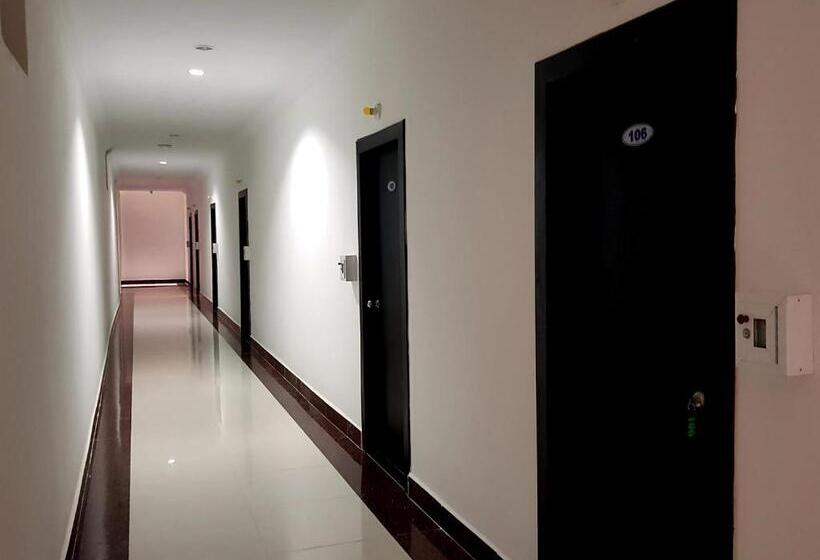 بنسيون Lucky Hostel