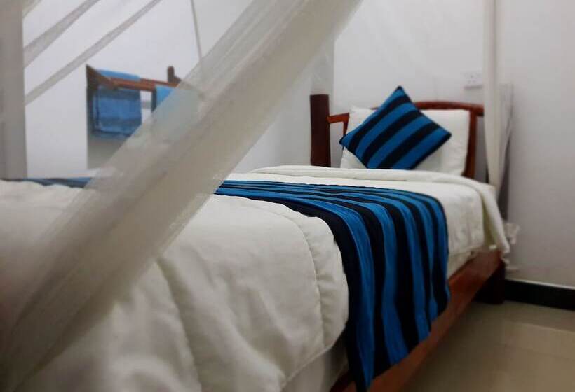 Ostello Ella River House