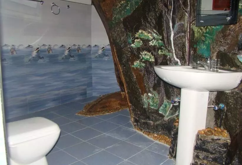 Retkeilymaja Ella River House