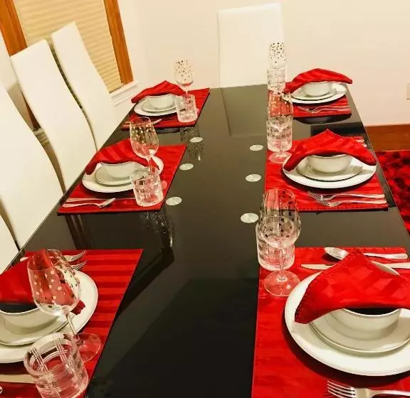 ベッドアンドブレックファースト Boston Lodge And Suites