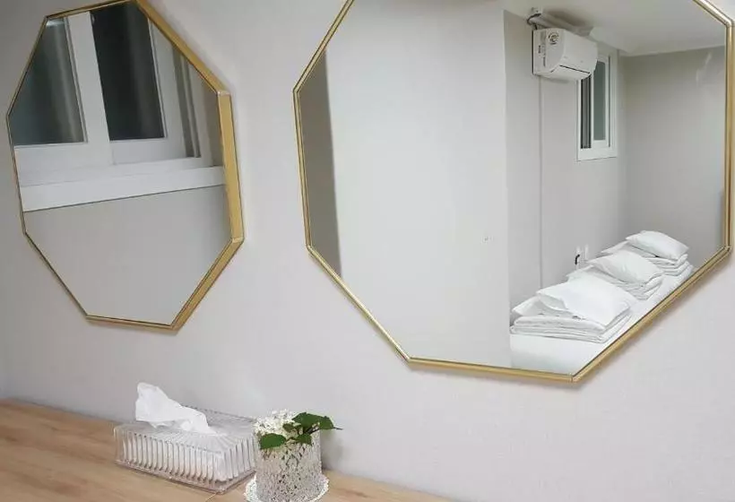 ペンション Guesthouse Jinju