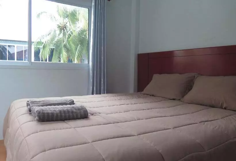 پانسیون Your Place Inn Surin