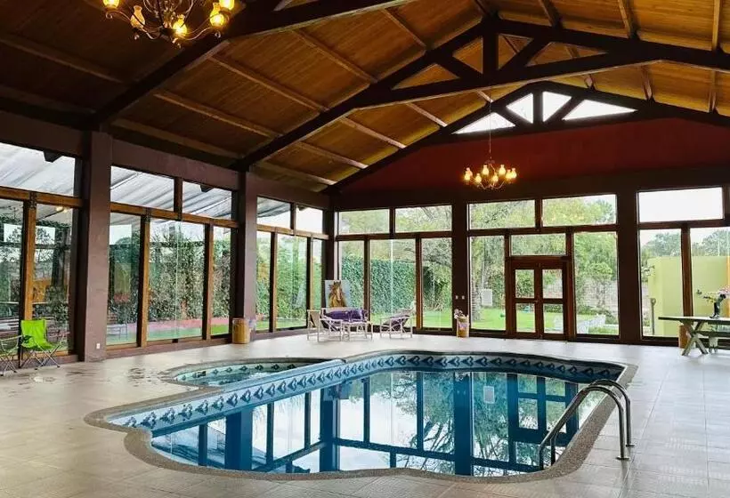 ユースホステル Finca Los Angeles Hospederia & Sociales