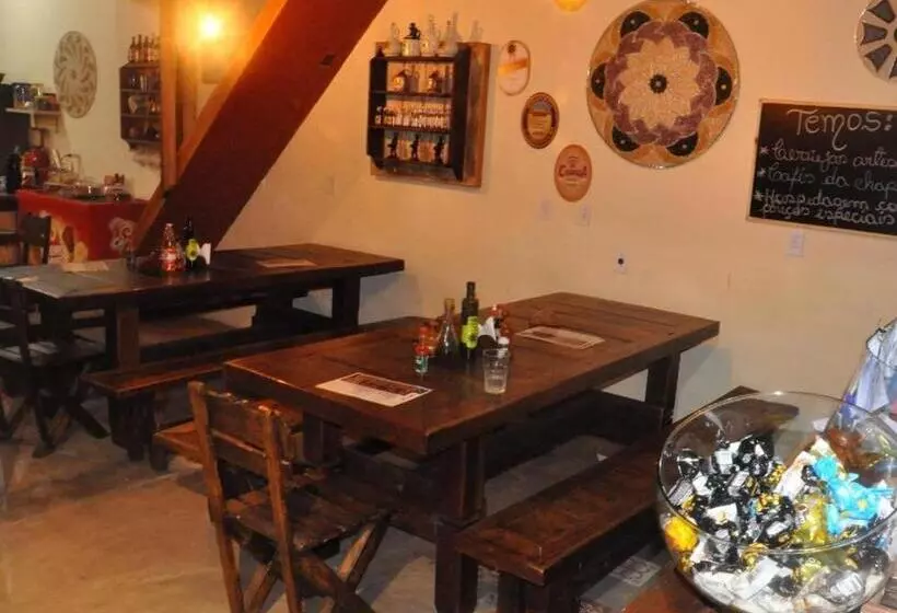 Majatalo Cafe Preto Pousada E Bistrô