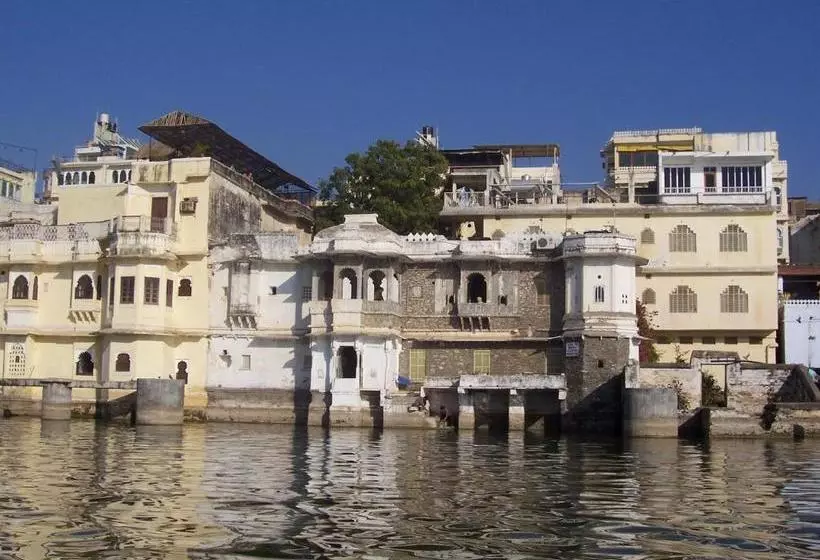 ペンション Lalghat Haveli