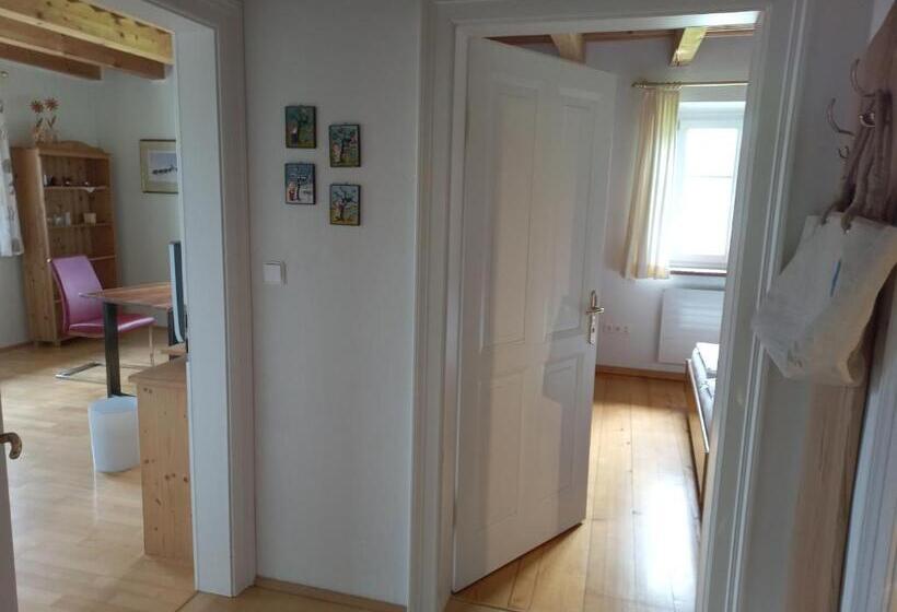 פנסיון Attersee Gartenvilla