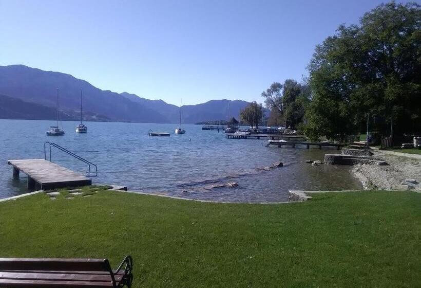 פנסיון Attersee Gartenvilla