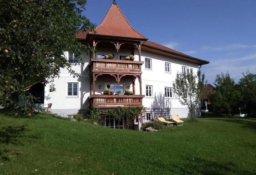 פנסיון Attersee Gartenvilla