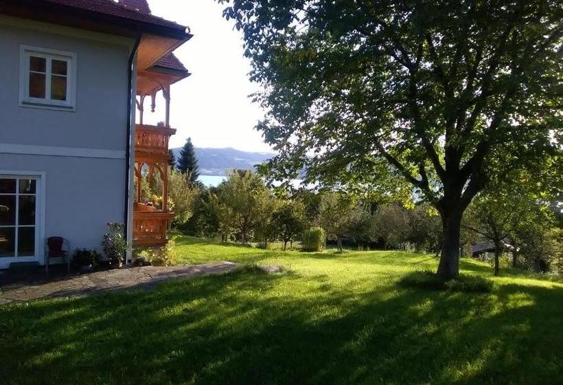 פנסיון Attersee Gartenvilla