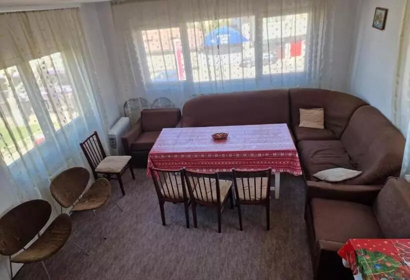 Pensiune Casa Maria Busteni   Poiana Tapului