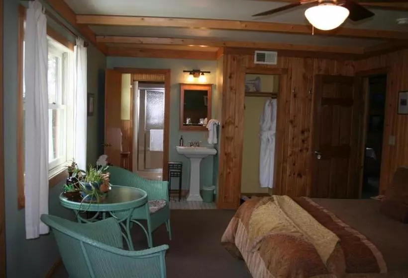 هاستل Poplar Creek Guesthouse