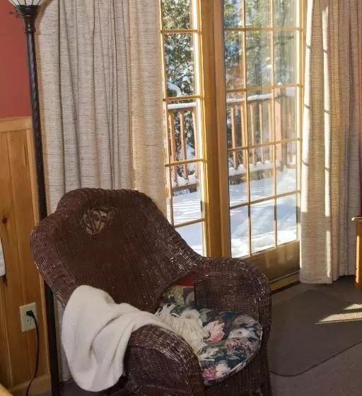 هاستل Poplar Creek Guesthouse