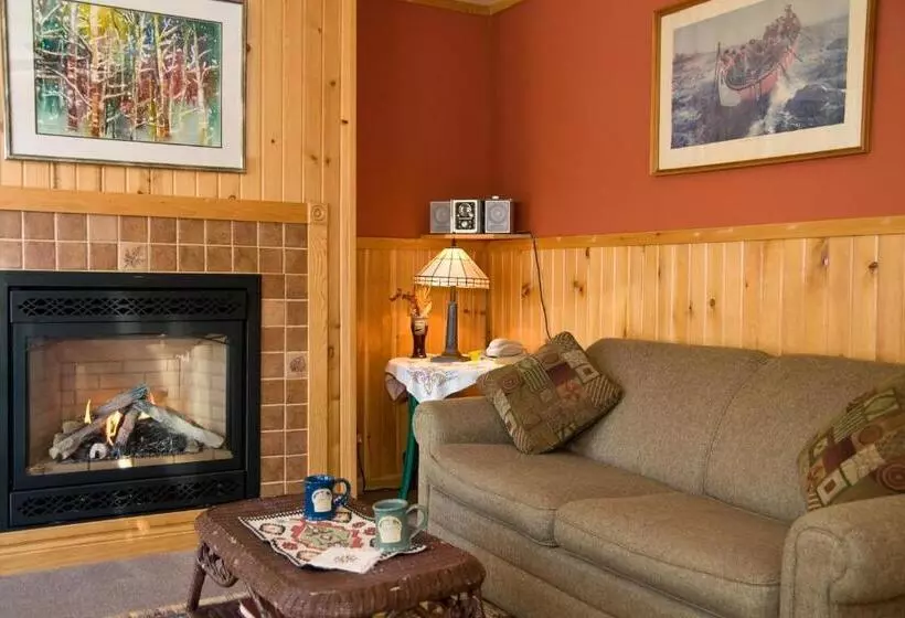 هاستل Poplar Creek Guesthouse