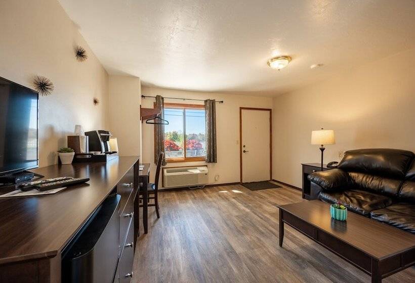 فندق صغير Sister Bay Inn