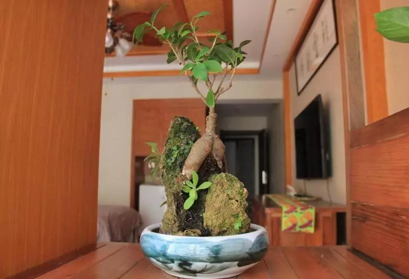 Doudou Meilan Fengqing Inn