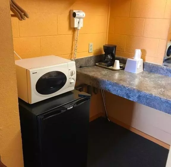 モーテル Pratt Budget Inn