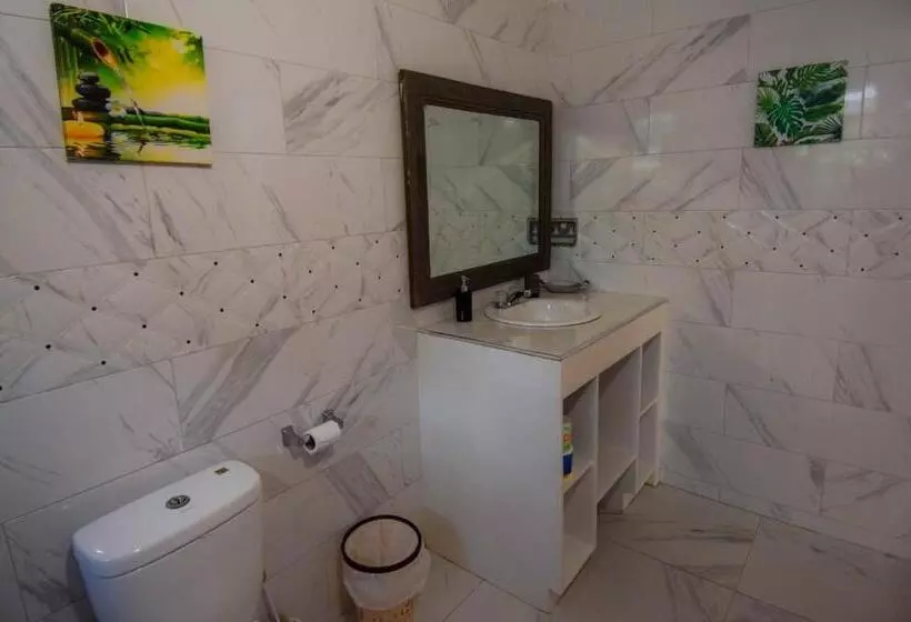 پانسیون Frenz