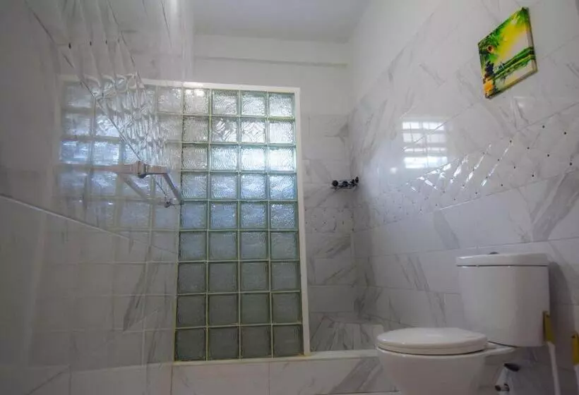 پانسیون Frenz