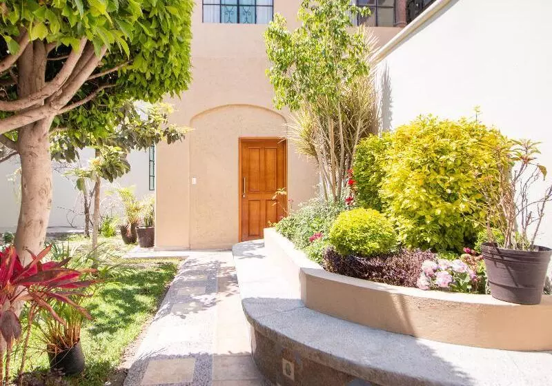 پانسیون Capital O Hotel San Jose, San Luis Potosi