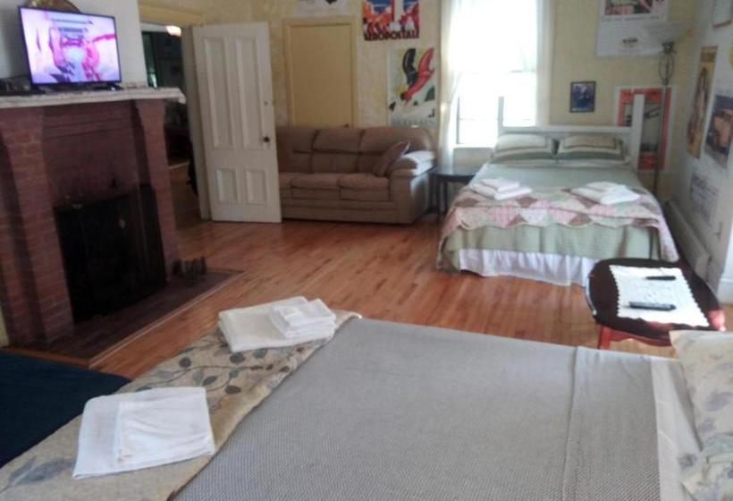 Bulwinkles Place B&b