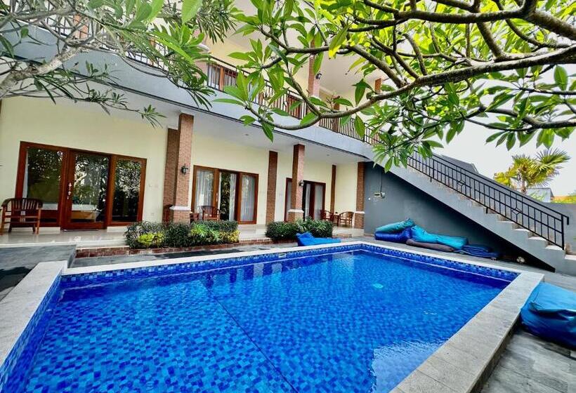 פנסיון Canggu Hbd