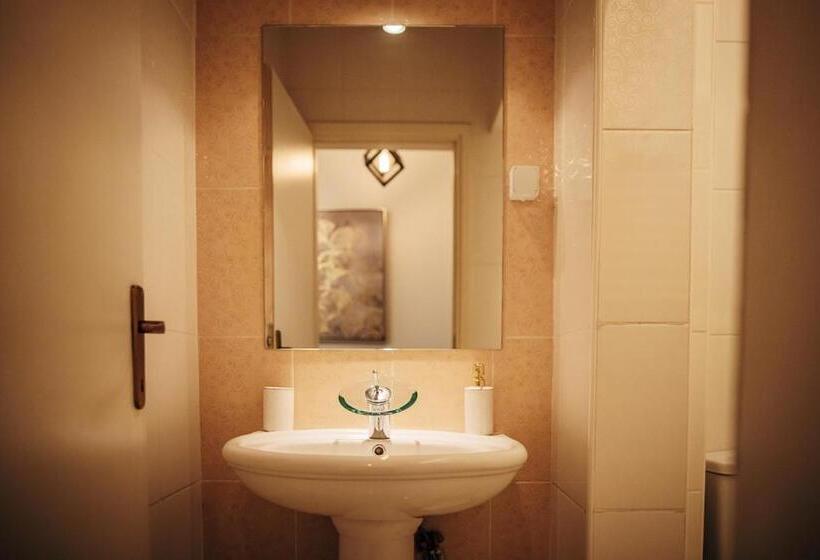 پانسیون Laguna Green Guest House