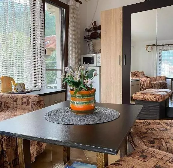 ペンション Art Studio