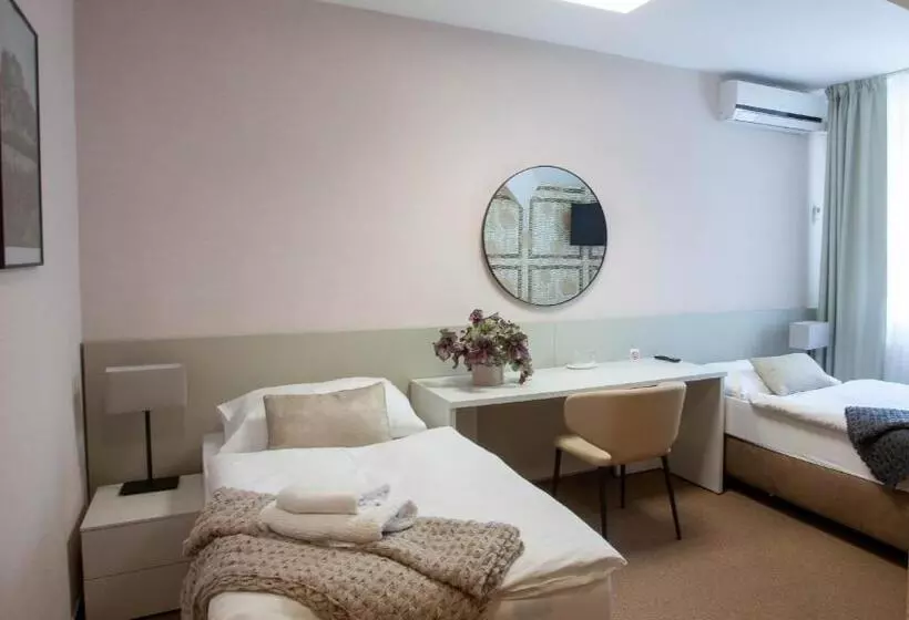 پانسیون Penzion Solid Spa