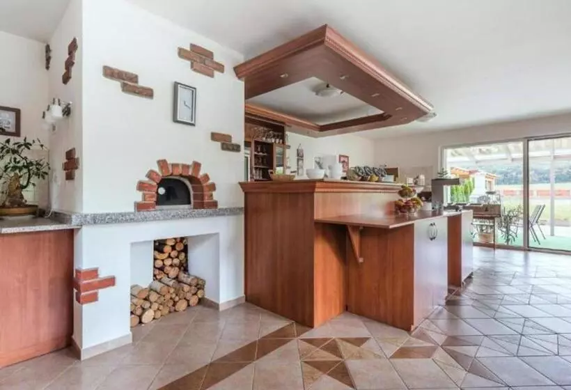 پانسیون Penzion Solid Spa