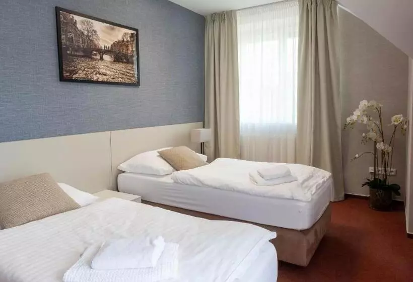 پانسیون Penzion Solid Spa